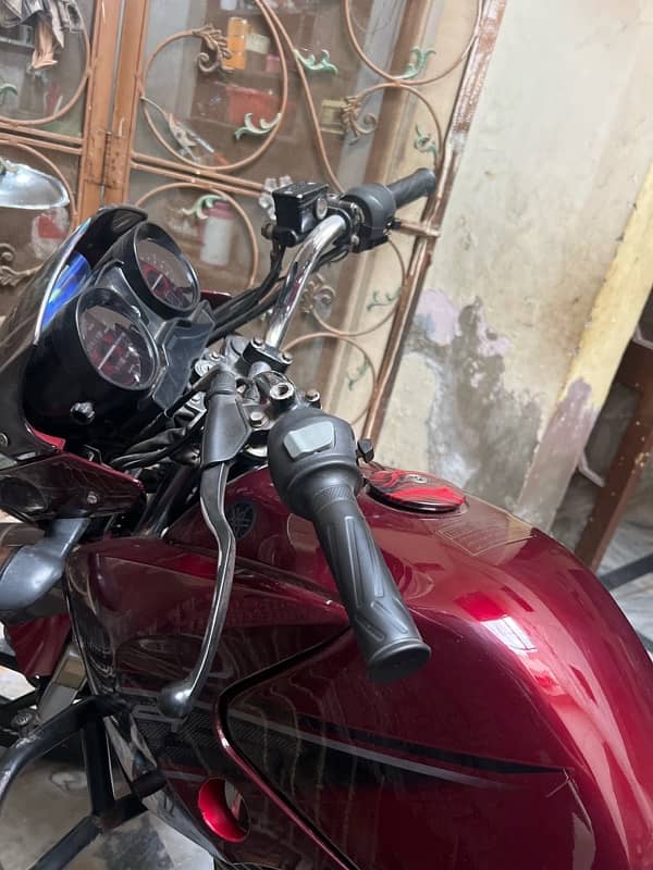 Yamaha ybr 125 3