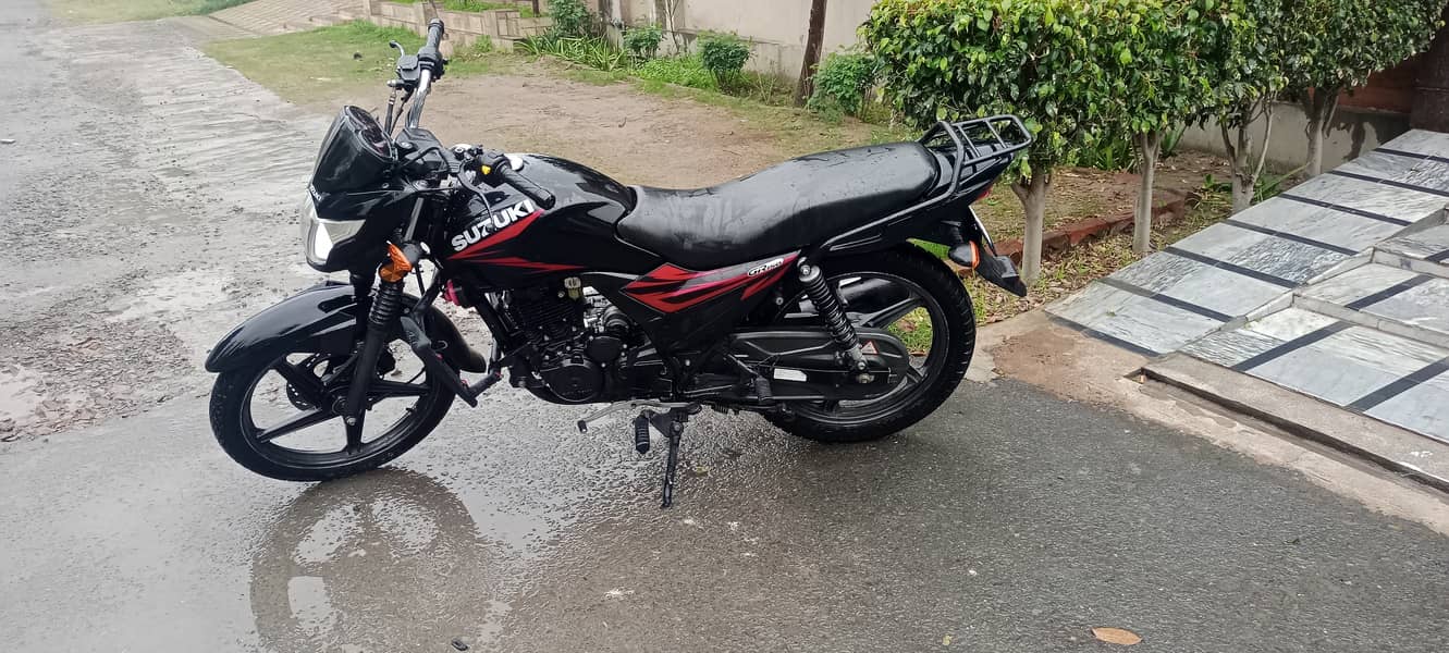 Suzuki GR 150 2024 3