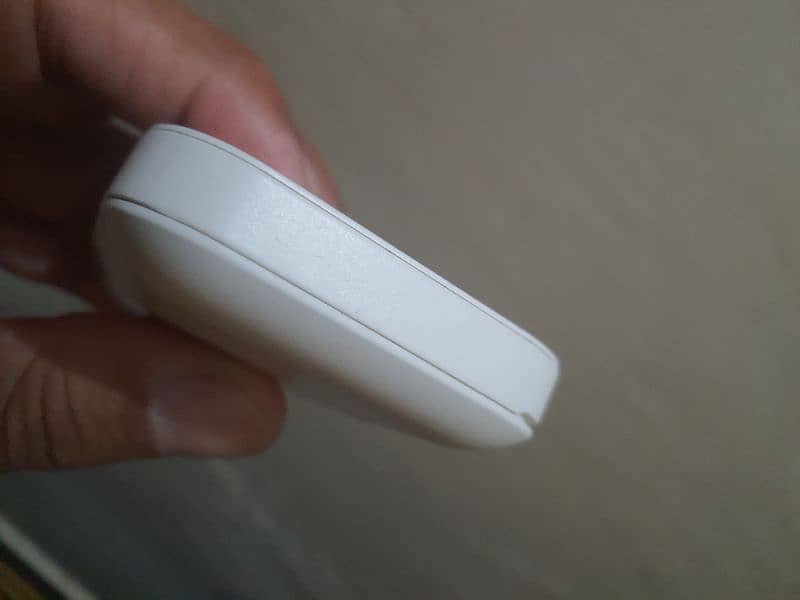 Zong 4G Bolt plus internet device. 3
