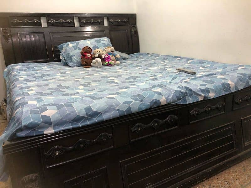 Bed Room Set (WITHOUT MATTRESS) 4