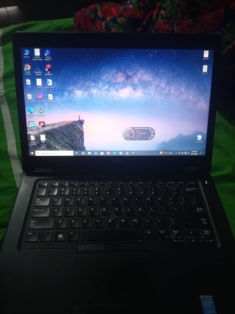 Dell Latitude/ Core i5 5th Generation /8 GB RAM, 256 GB Memory 5