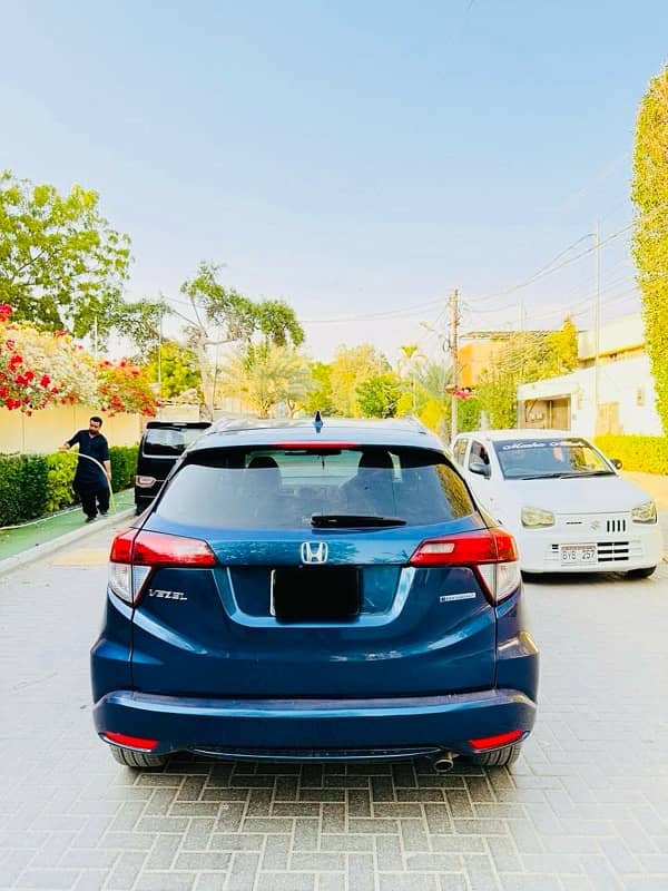 Honda Vezel 2015 1