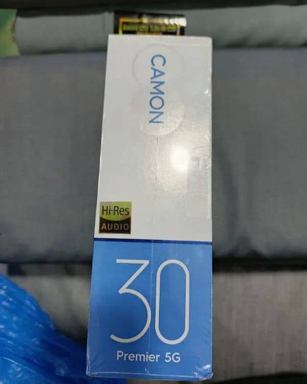 Tecno Camon 30 Premier 5g 1