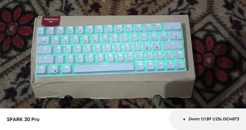 mini gaming RGB keyboard fully new 10/10 2