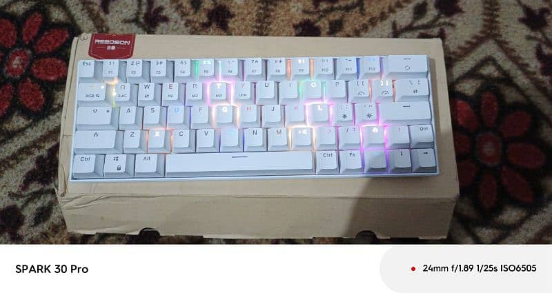 mini gaming RGB keyboard fully new 10/10 3