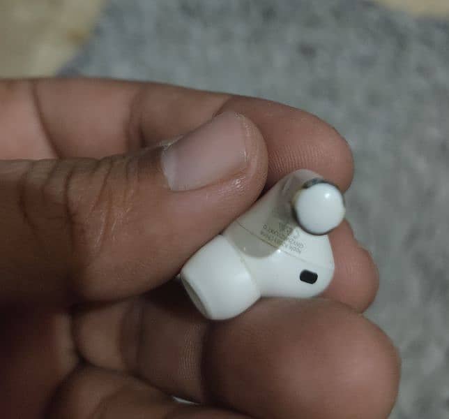 Apple Airpods generation 1 9