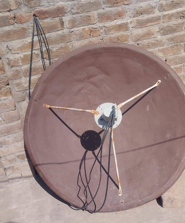 dish antena with recever remote 1