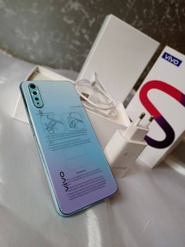 Vivo S1 8Gb+256Gb 10/10 with Complete Box 6