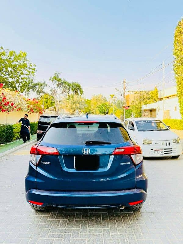 Honda Vezel 2015 3