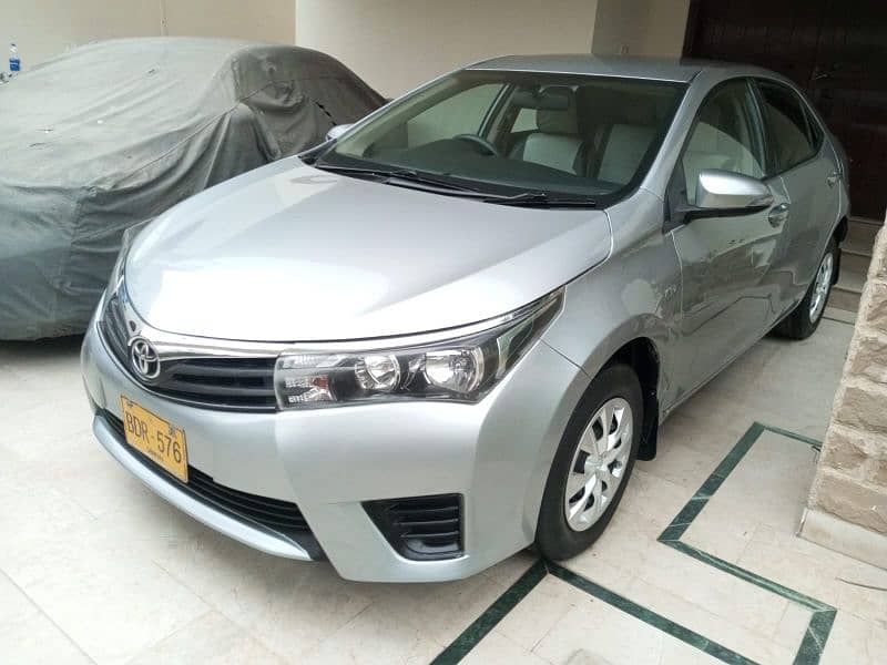 Toyota Corolla GLI 2015 Automatic Outclass Original Condition in DHA 3