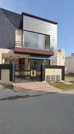 5 MARLA HOUSE FOR SALE IN DHA 11 RAHBAR