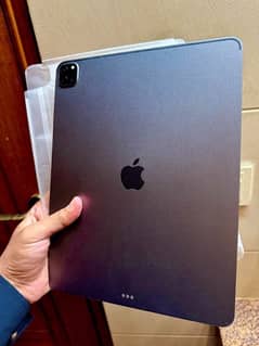 Apple iPad Pro M1 13” 256GB 99% Battery Health Space Gray Colour !