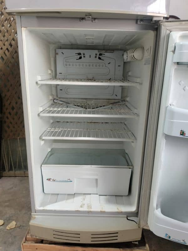 refrigerator for sale 3