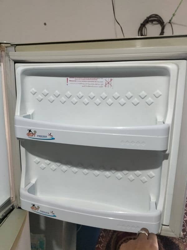 refrigerator for sale 4