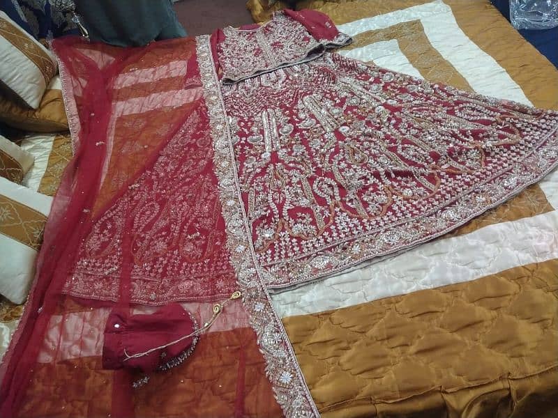 barat bridal lehenga just one time used 4 hours 4