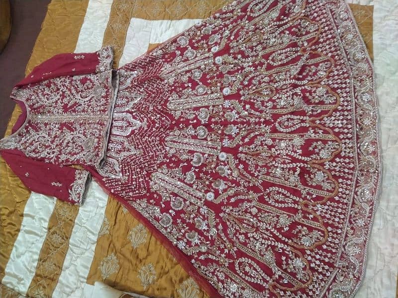 barat bridal lehenga just one time used 4 hours 10