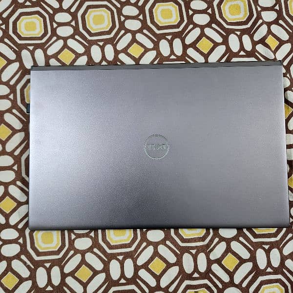 Dell vostro 7500 Corei7 10750H 16Gb Ram Nvidea Gtx 1650ti 1Tb SSD 4