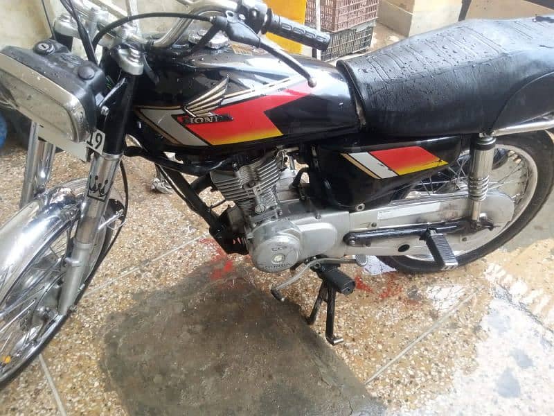 Honda 125 15 model urgent sale 0