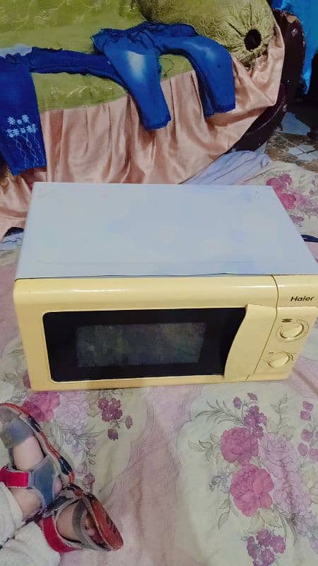 2 microwave ovens for sale 3