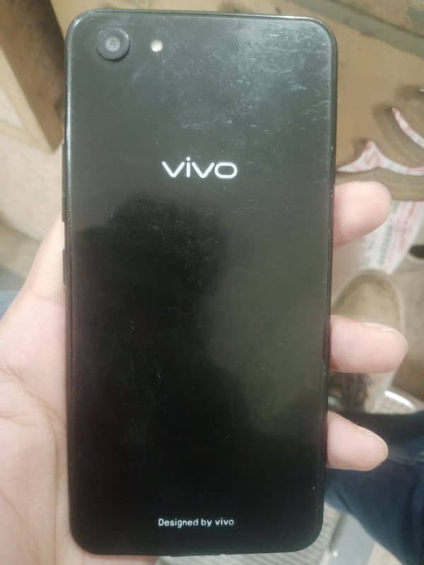 Vivoy83 in good condition 6 128 1