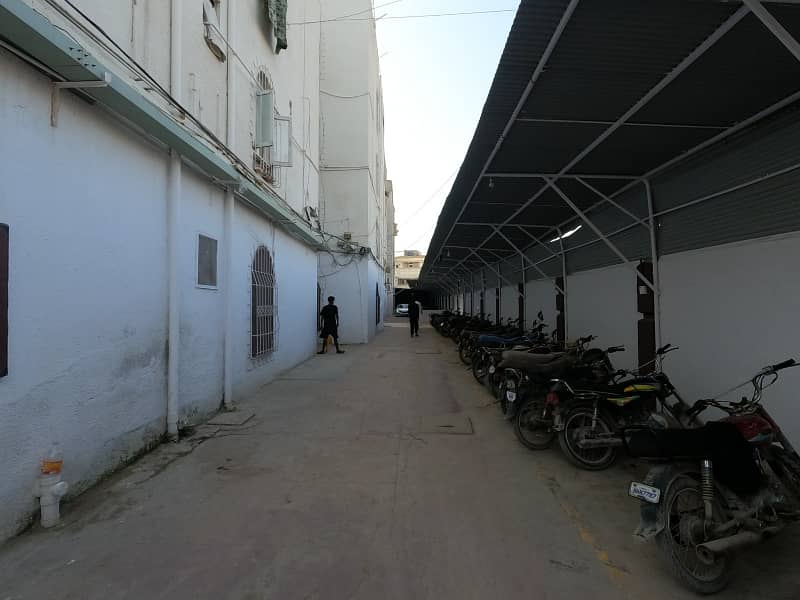 Prime Location 1050 Square Feet Flat In Karachi Is Available For Sale 16