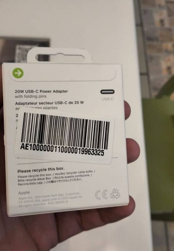 iphone original 20 watt adaptor 1
