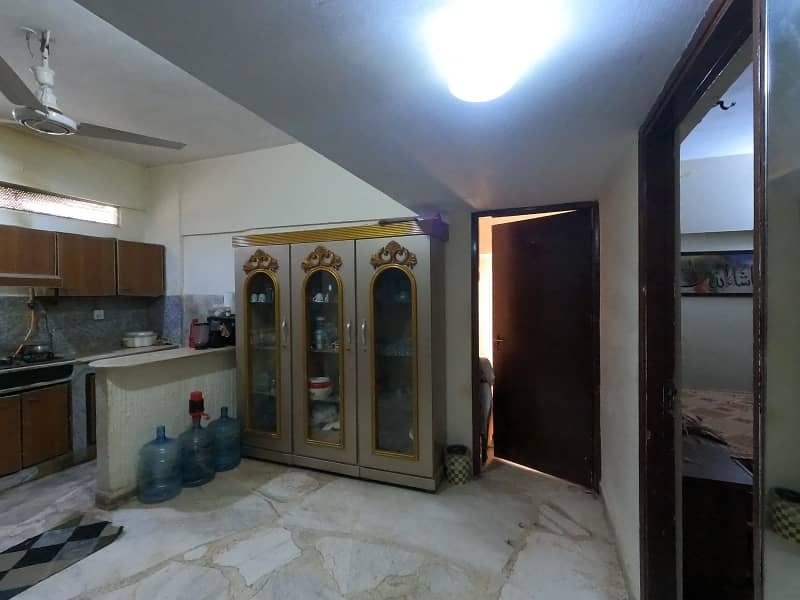 Corner 1150 Square Feet Flat In Central North Nazimabad - Block K For sale 7