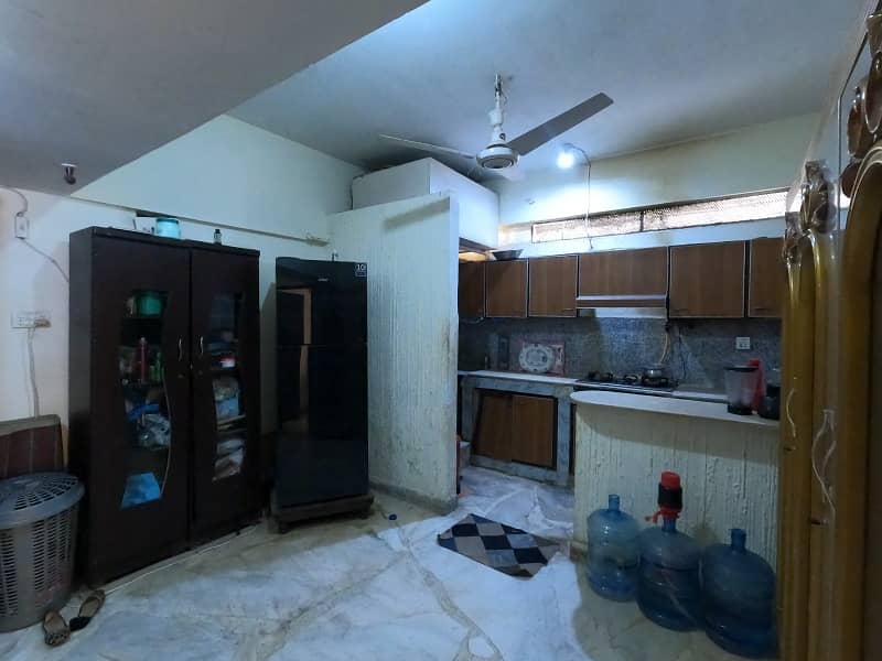 Corner 1150 Square Feet Flat In Central North Nazimabad - Block K For sale 8