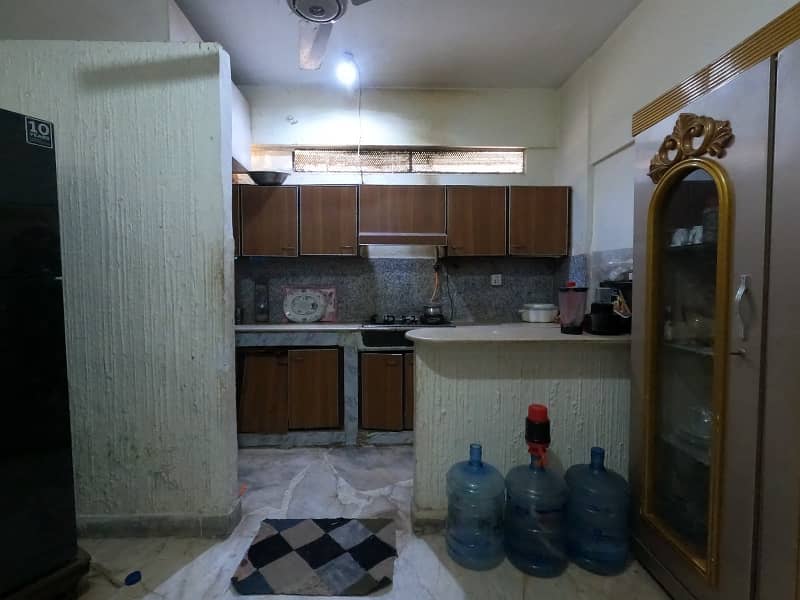 Corner 1150 Square Feet Flat In Central North Nazimabad - Block K For sale 10