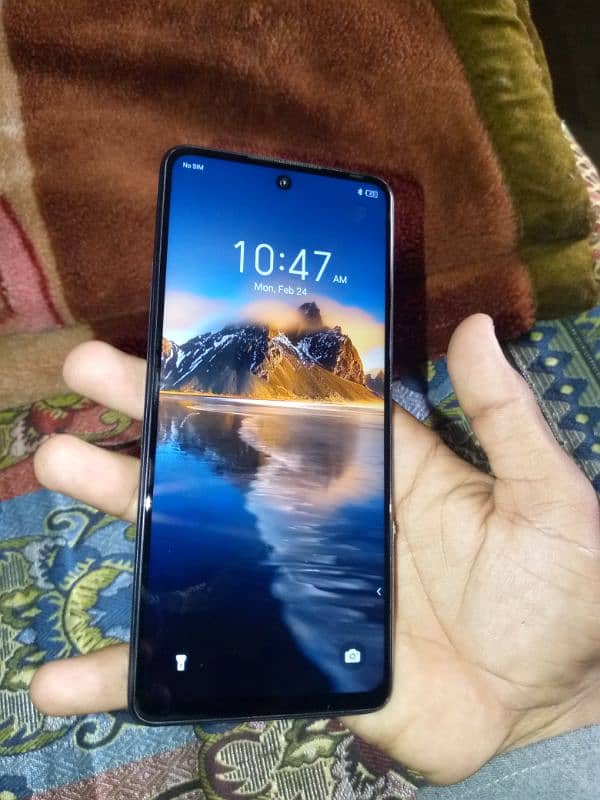 Infinix Hot 30 Ram 8+8GB Memory 128GB 6