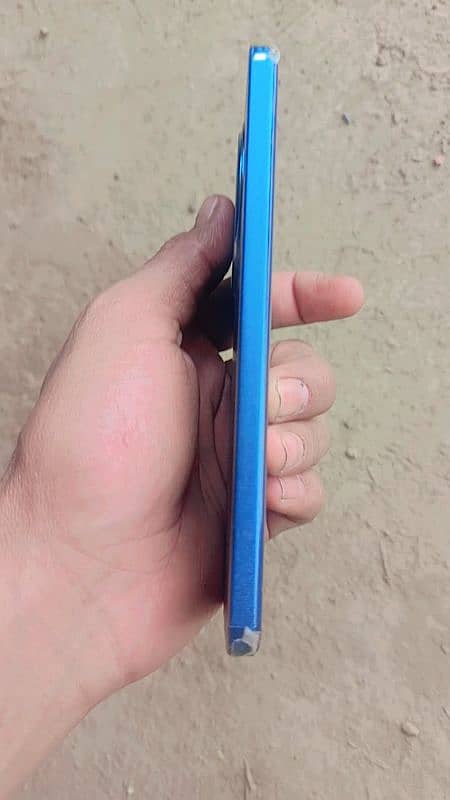 Oppo Reno 12F 3