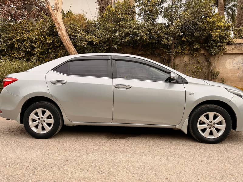 Toyota Corolla Altis 2014 0