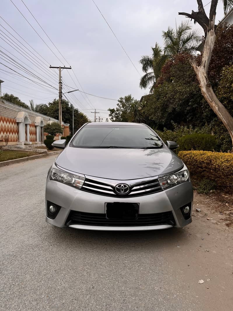 Toyota Corolla Altis 2014 4