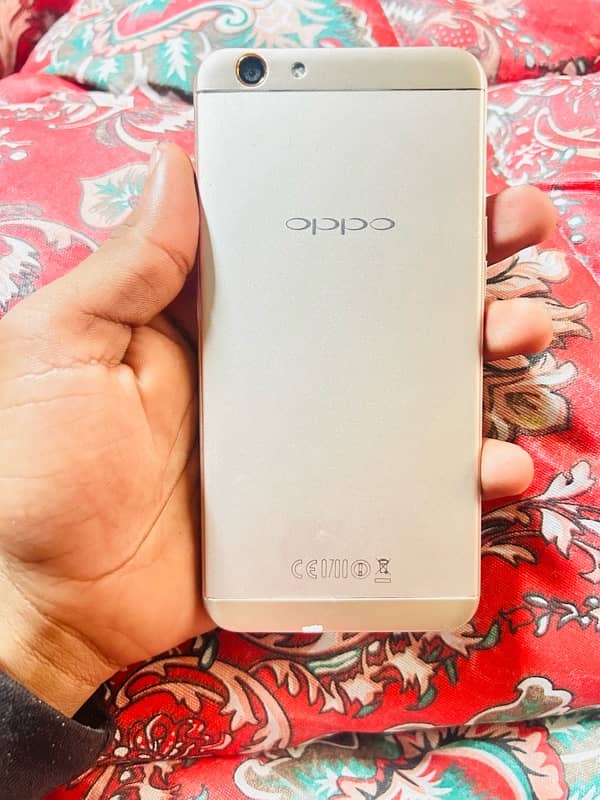 oppo f1s 4/64 4