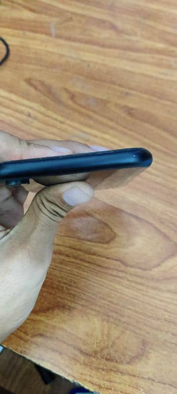 Apple Iphone XR iCloud Lock 1