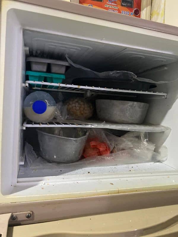 Used refrigerator 1