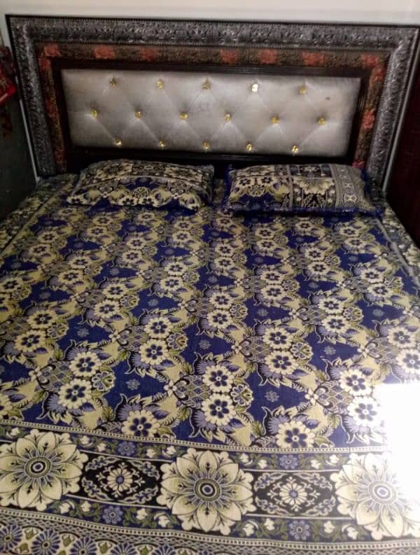 A bed for urgent sale with mattress 1