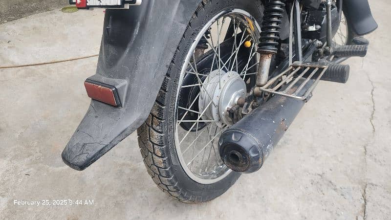 honda prider in good condition 3