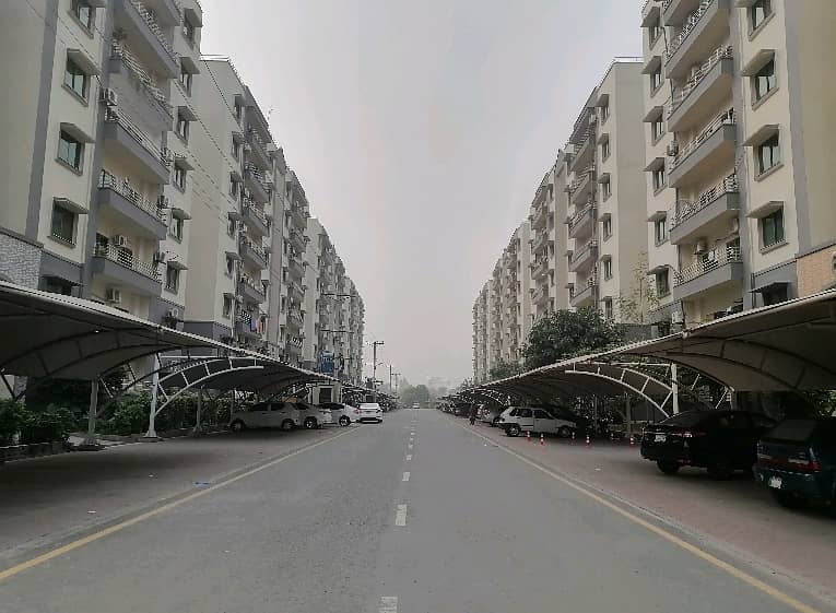 10 Marla Flat In Askari 11 - Sector B Apartments 3