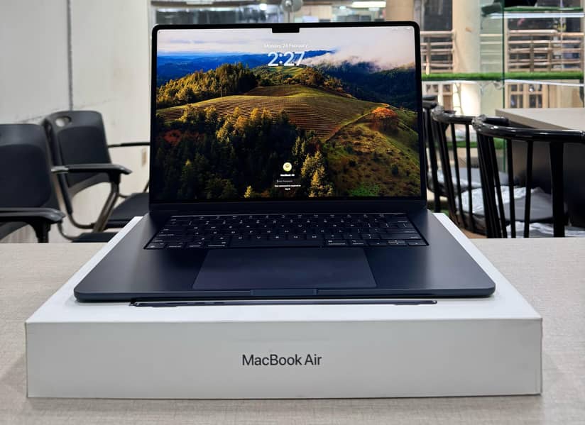 macbook air 15-inch M3 | 2024 0