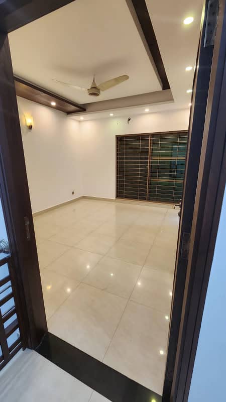 10 Marla House For Sale In DHA Phase 5 0