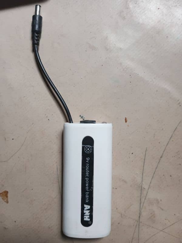 Router power bank 9V and router charger 1