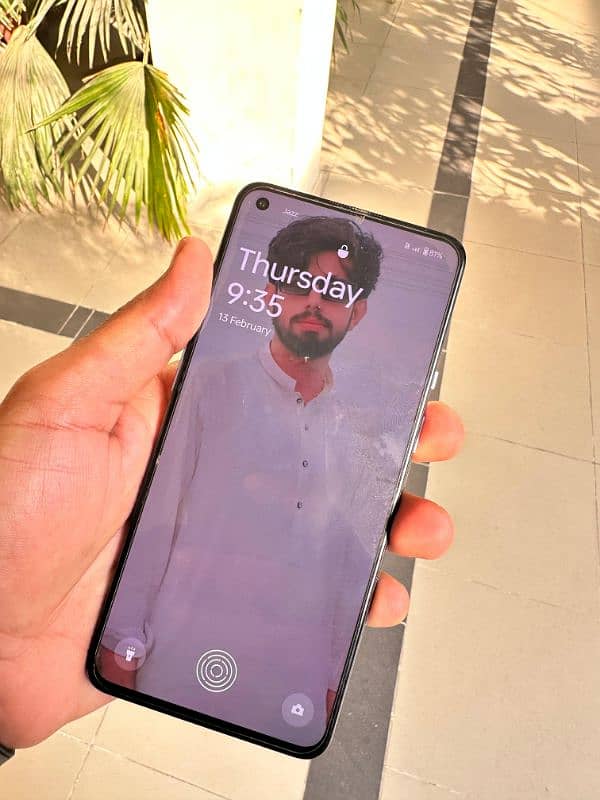 one plus 9  8gb ram 128gb rom condition 10/10 1