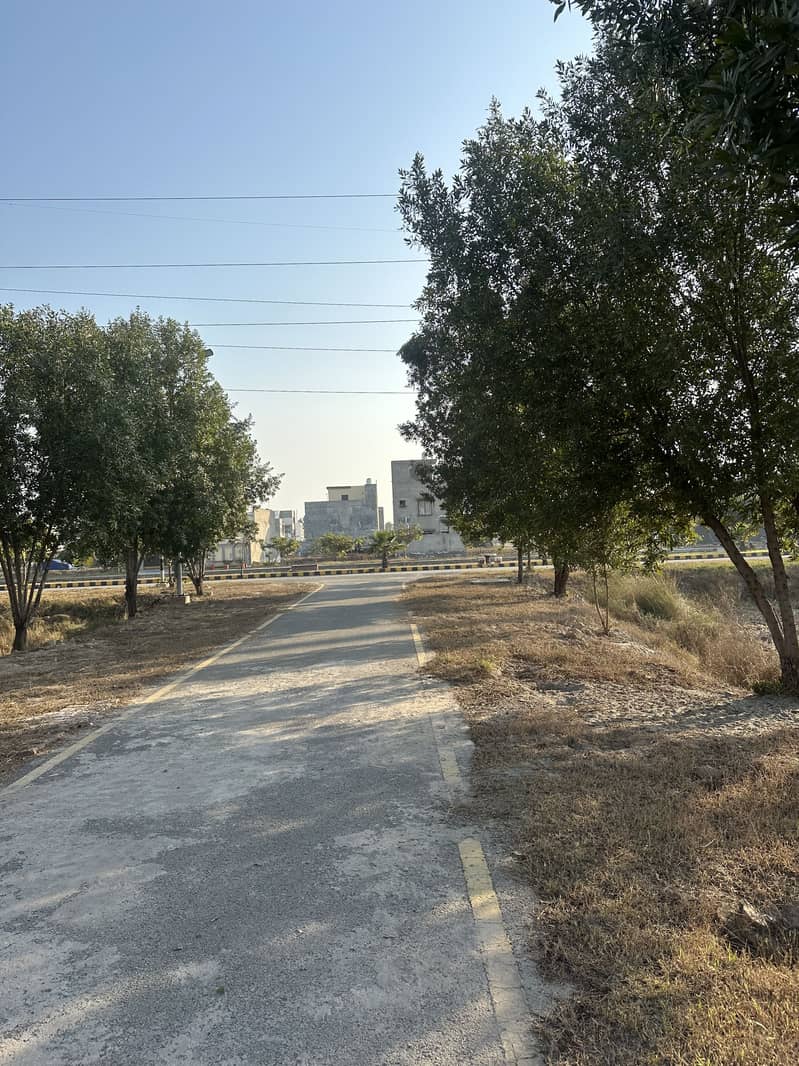 Ideal Residential Plot For sale In Lahore Motorway City 0