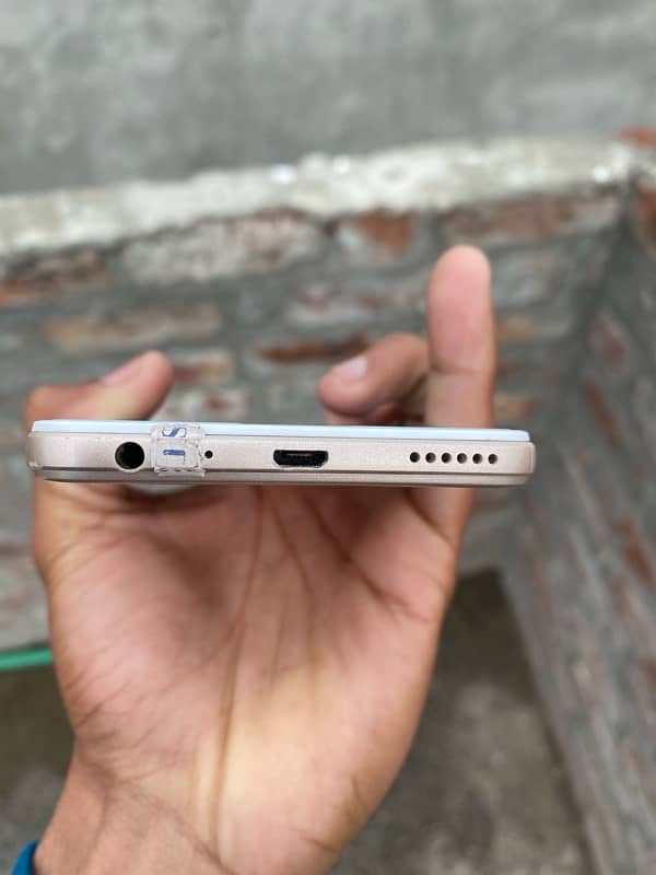 OPPO A57 3