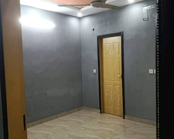 Spacious Lower Portion Is Available For rent In Ideal Location Of Ichhra 0