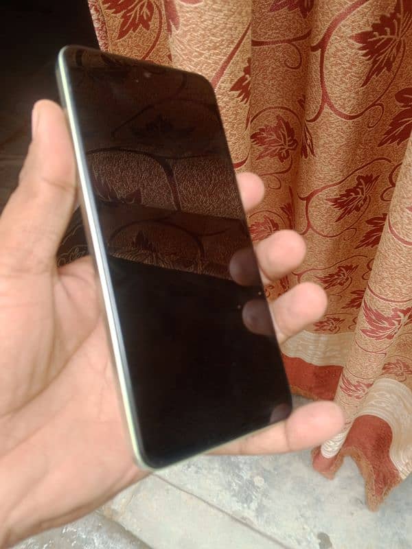 vivo y100 selling my fone I'm need to Mony 9