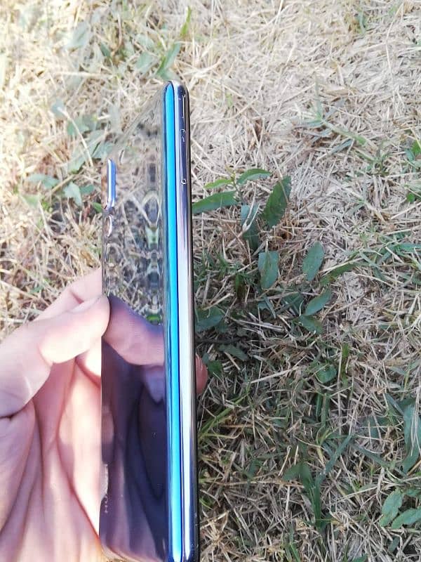 Huawei p20 pro condition 10by8.50 2