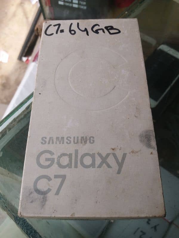 Samsung Galaxy c7 4/64 5