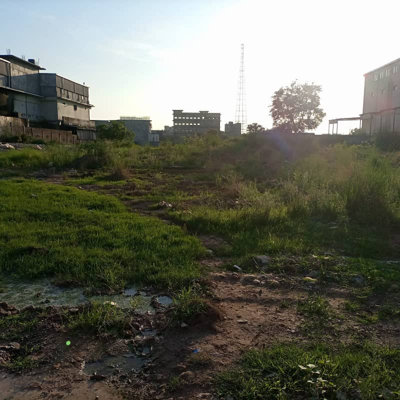 4 Kanal (2400 sq. yard) industrial Plot for sale 1